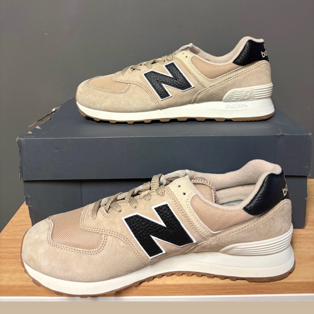 New Balance 574 Men's Tan and Black Sneakers